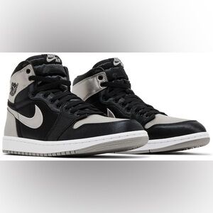 Air Jordan 1 Retro High OG 'Satin Shadow'